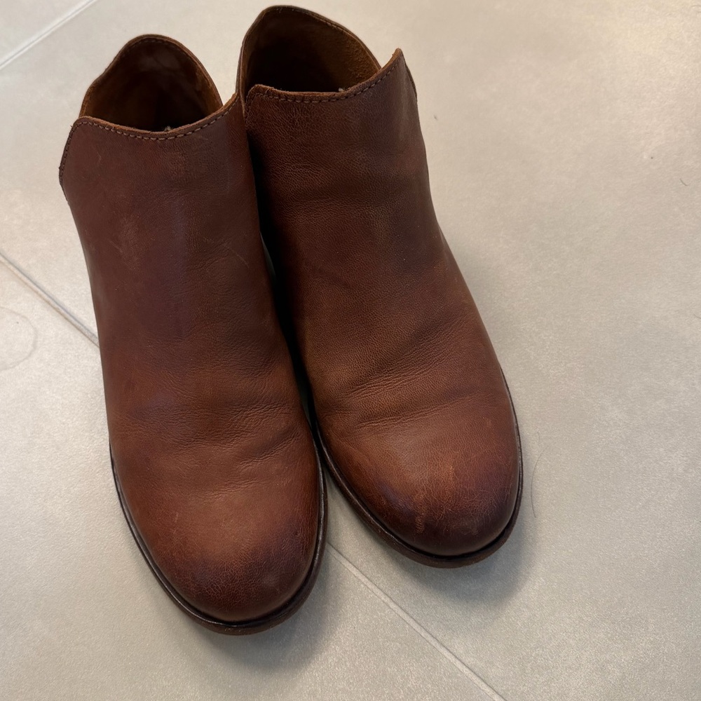 Frye Women's Brown Leather Ankle Booties